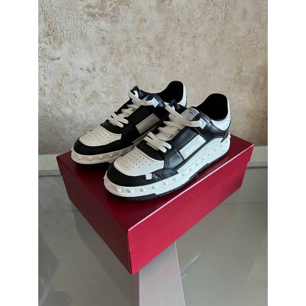 Valentino Rockstud Black VLTN